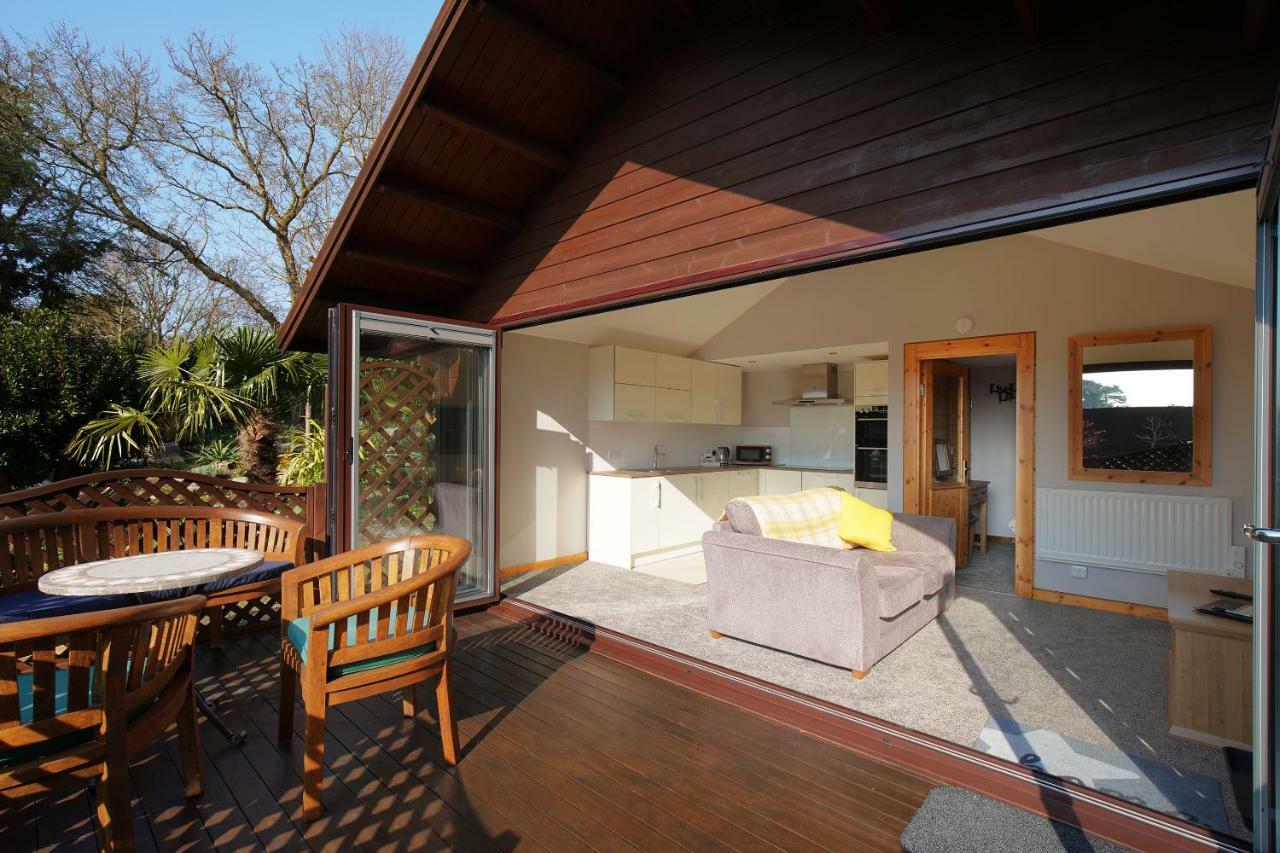 Hamble Retreat Studios And Lodge Warsash Exterior photo